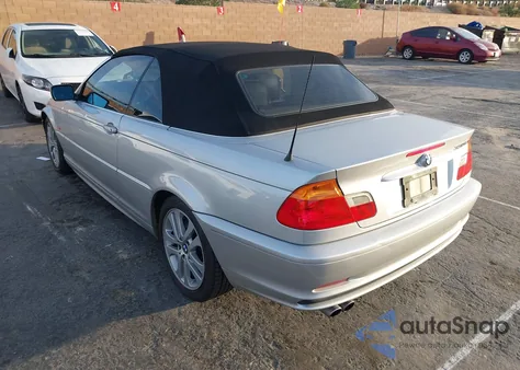 2001 BMW 330Ci z USA, uszkodzony, nr VIN WBABS53401JU86879